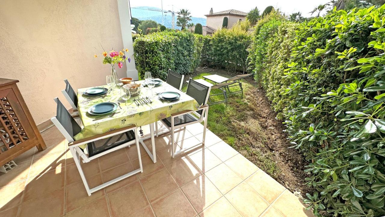 Appartement Les Pins Bleus A8 Sainte-Maxime Exterior foto